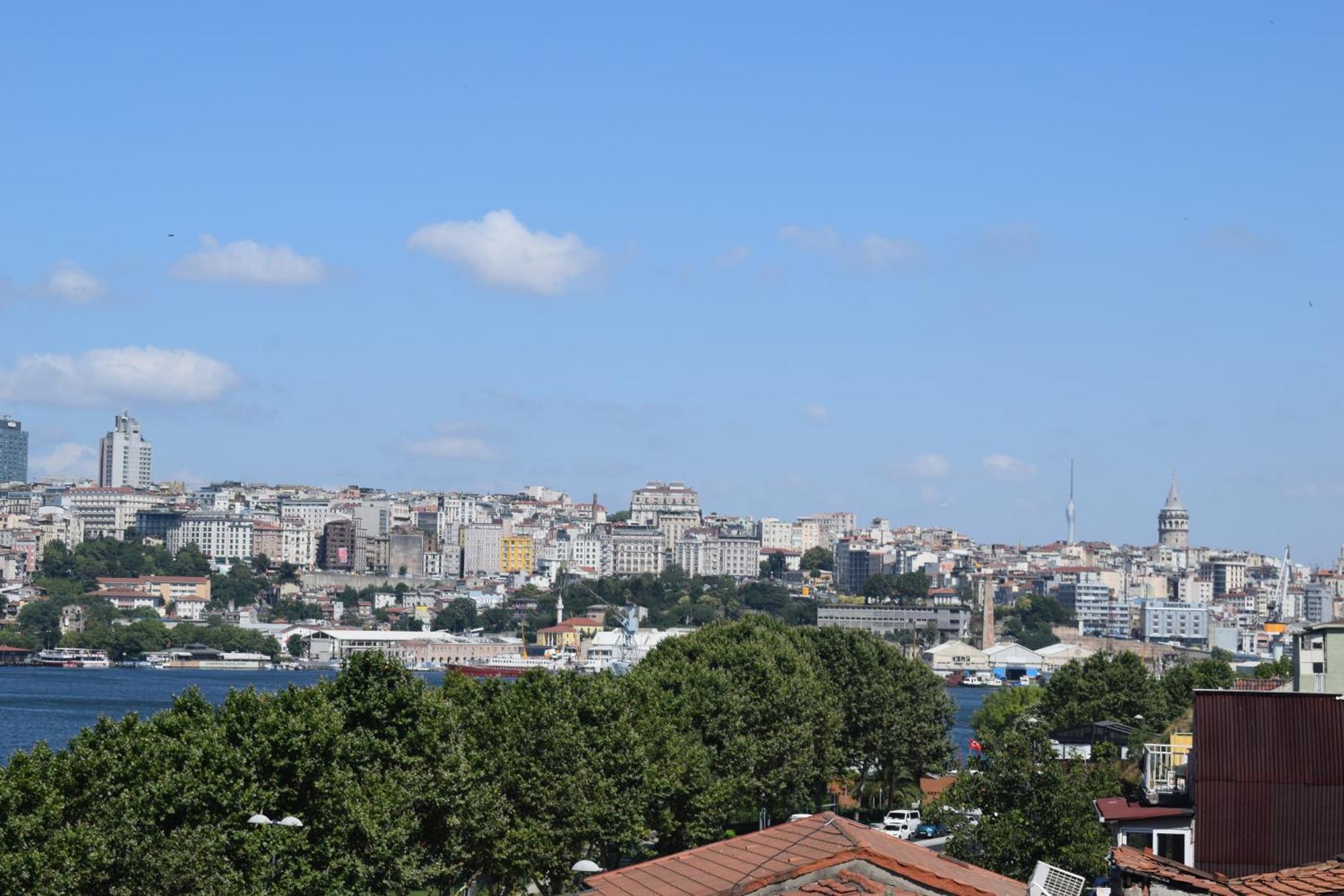 Istanbul Old City Colorful Houses Balat Petrion Hotel Экстерьер фото