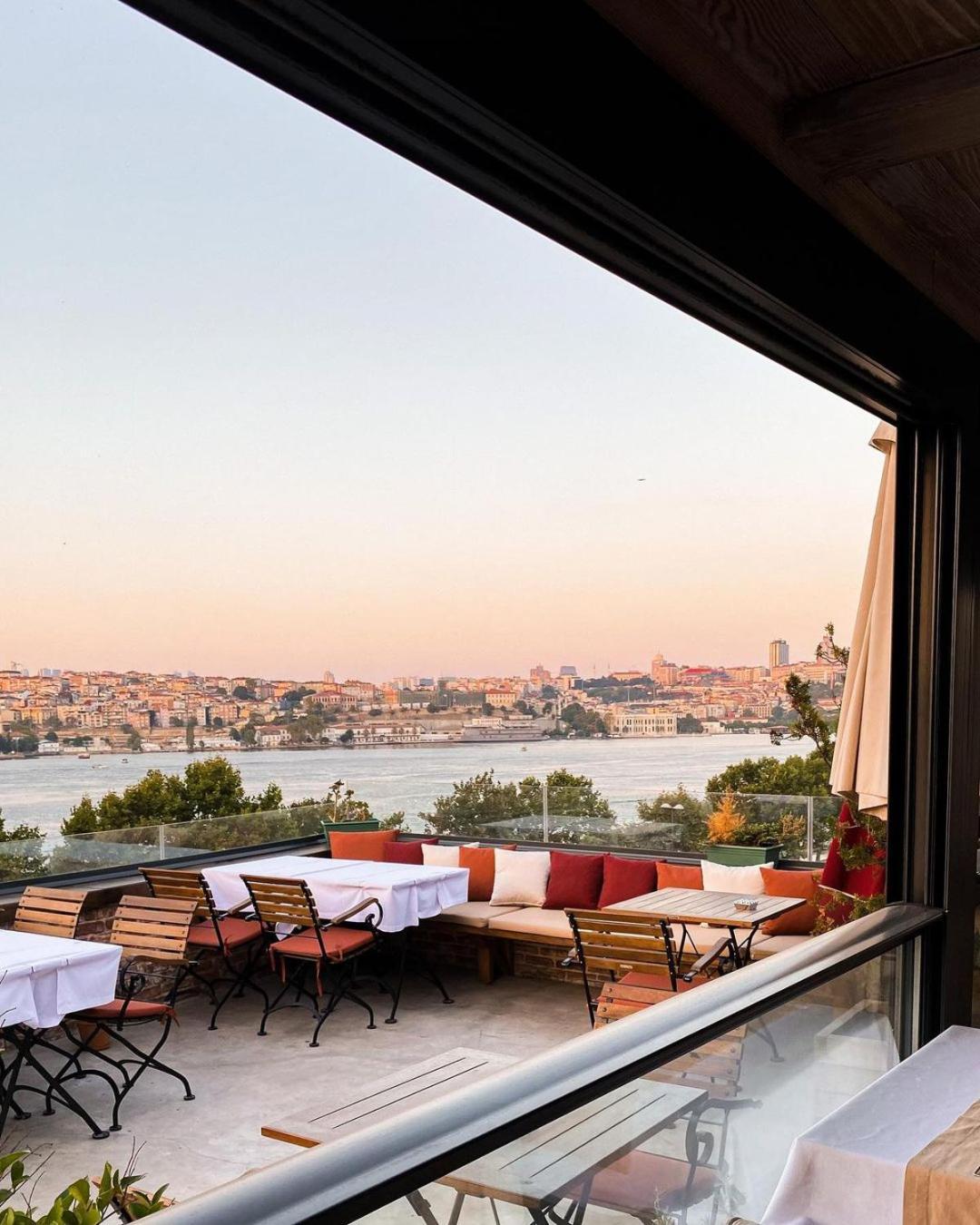 Istanbul Old City Colorful Houses Balat Petrion Hotel Экстерьер фото