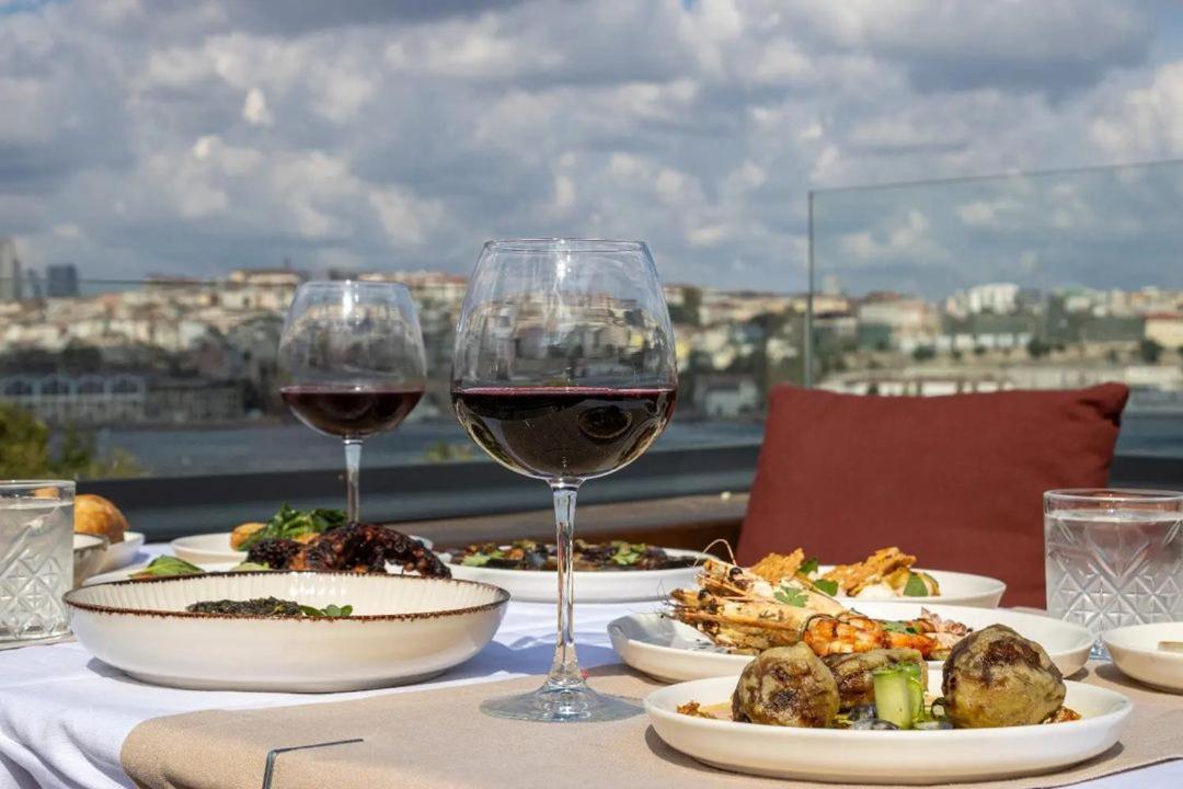 Istanbul Old City Colorful Houses Balat Petrion Hotel Экстерьер фото