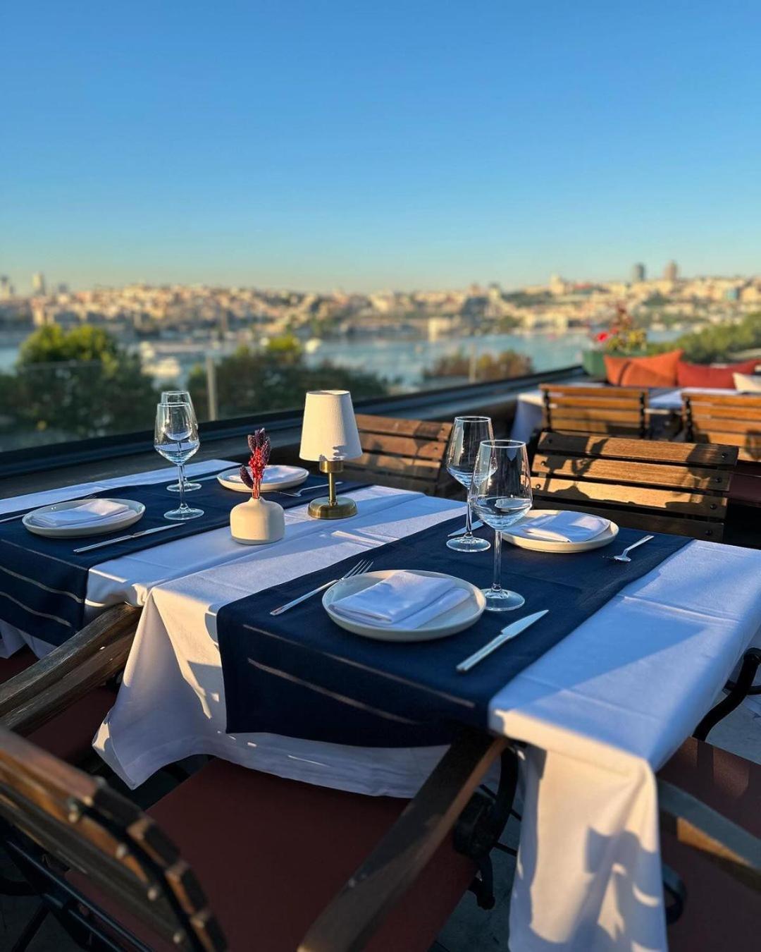 Istanbul Old City Colorful Houses Balat Petrion Hotel Экстерьер фото